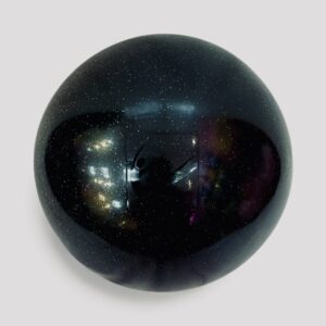 Piłka 16-17 cm w kolorze sałatkowym z cekinami